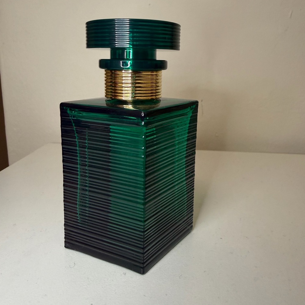 Balmain Vent Vert fragrance - Picture 3 of 3